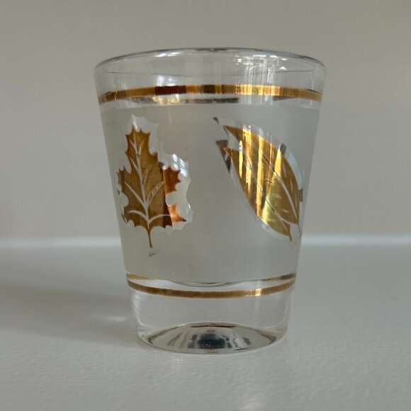MCM barware set of 4 shot glasses with gold leaf detail - Picture 3 of 4